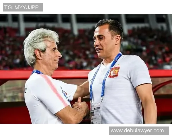 足球明星去世后亲人悲痛悼念追忆往昔情感深厚的故事