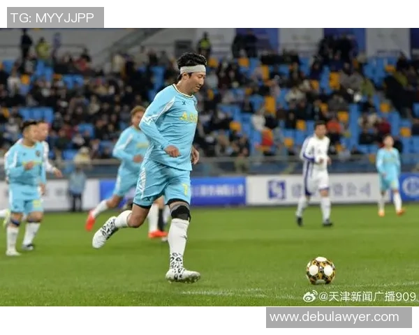 足球明星热身入场精彩瞬间集锦尽显风采与激情